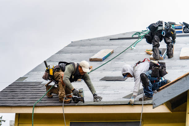 Professional Gutter Installation technician working in Vernon Center, NJ